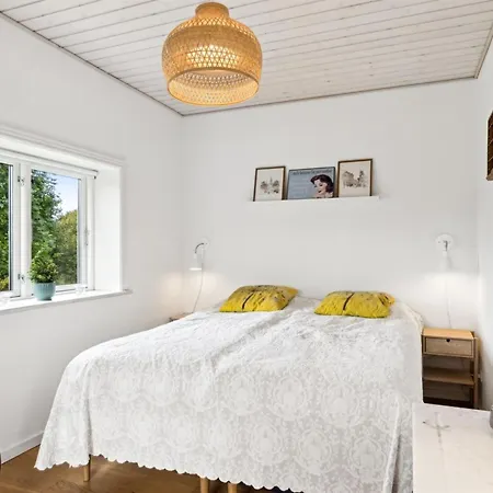 Fenia - 1-5km From The Sea By Interhome